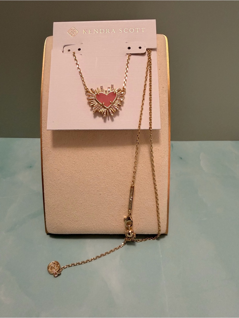 Dolly Parton x Kendra Scott Gold Pink Heart Crystal Pendant Necklace – New